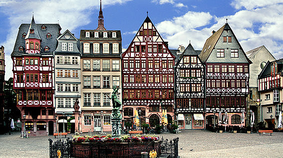 Die Altstadt von Frankfurt am Main. Hier findet die 54. Baurechtstagung am 8. und 9. November 2019 statt.